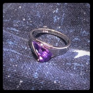 Gorgeous Glass Ring!